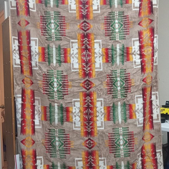 Pendleton Home Collection 70"x42"SERAPE SOUTHWESTERN TRIBAL 100% COTTON TOWEL - Picture 1 of 5